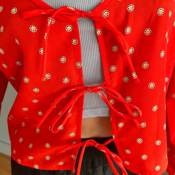 NWT Levi’s fawn tie blouse (S) - Picture 2 of 5